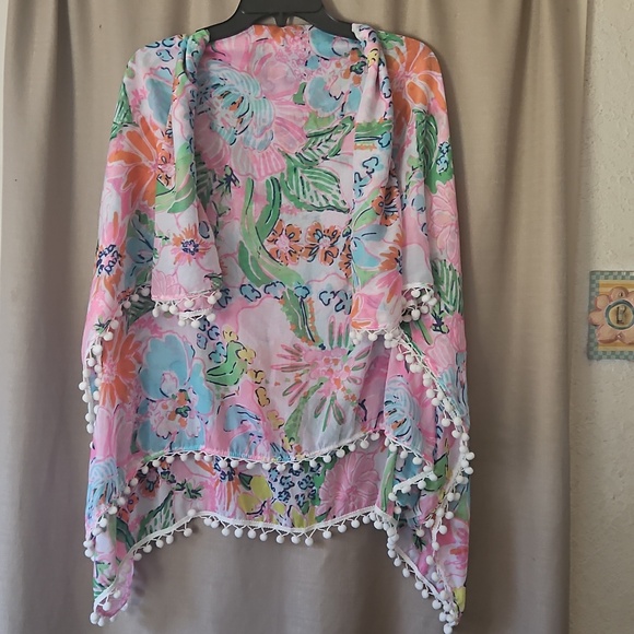 Lilly Pulitzer Accessories - NWOT Lilly Pulitzer Wrap